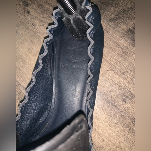 TORY BURCH NAVY BLUE REESE MESTICO BALLET TASSEL FLATS - Picture 2 of 8